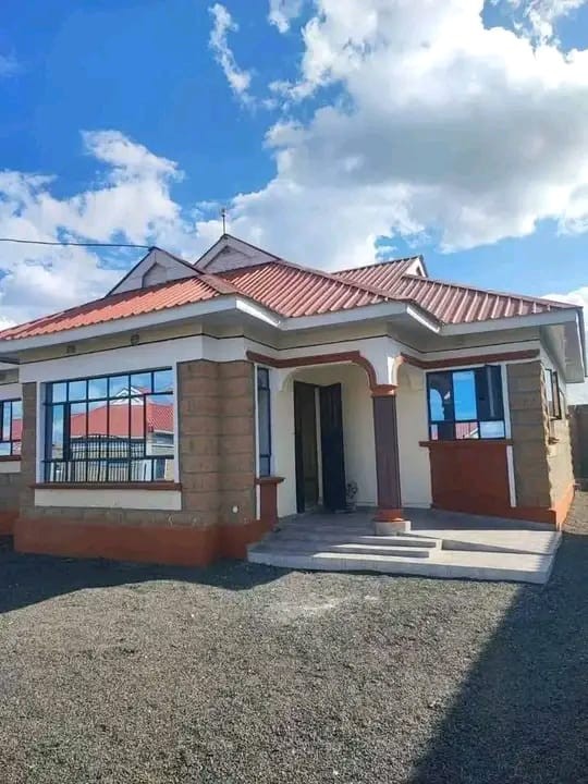 Meru kinoru spacious house to rent